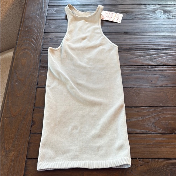 Free People Ribbed Racer Back Stretchy Tank Glacier Grey XS Small New - Picture 2 of 5